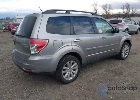 2011 Subaru Forester 2.5X Premium z USA, uszkodzony, nr VIN JF2SHADC4BH760286
